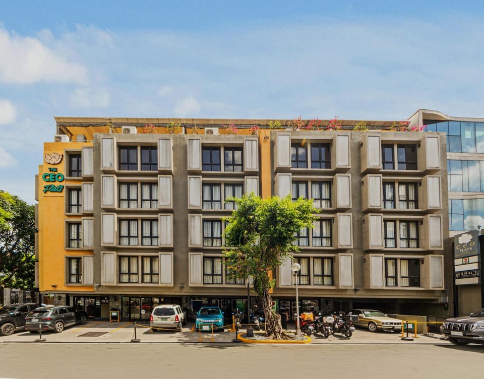 Property building, Street view