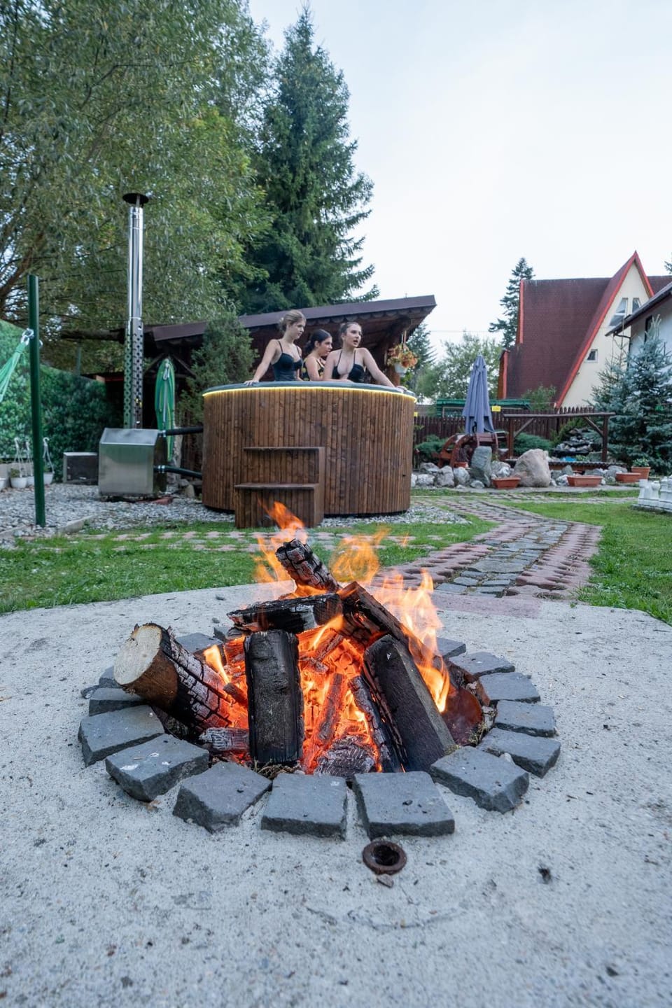 Natural landscape, BBQ facilities, Garden