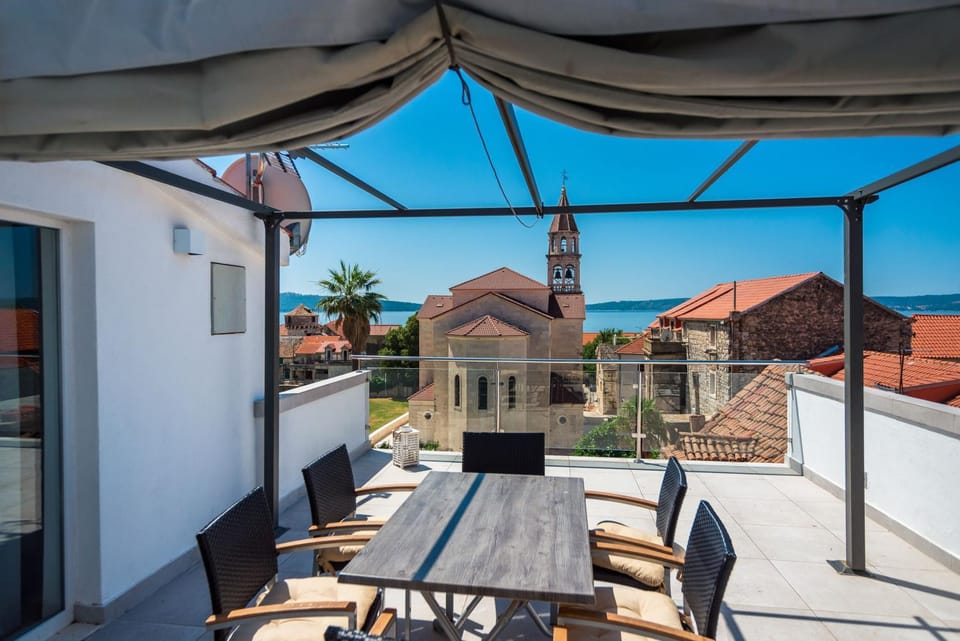 Landmark view, Sea view