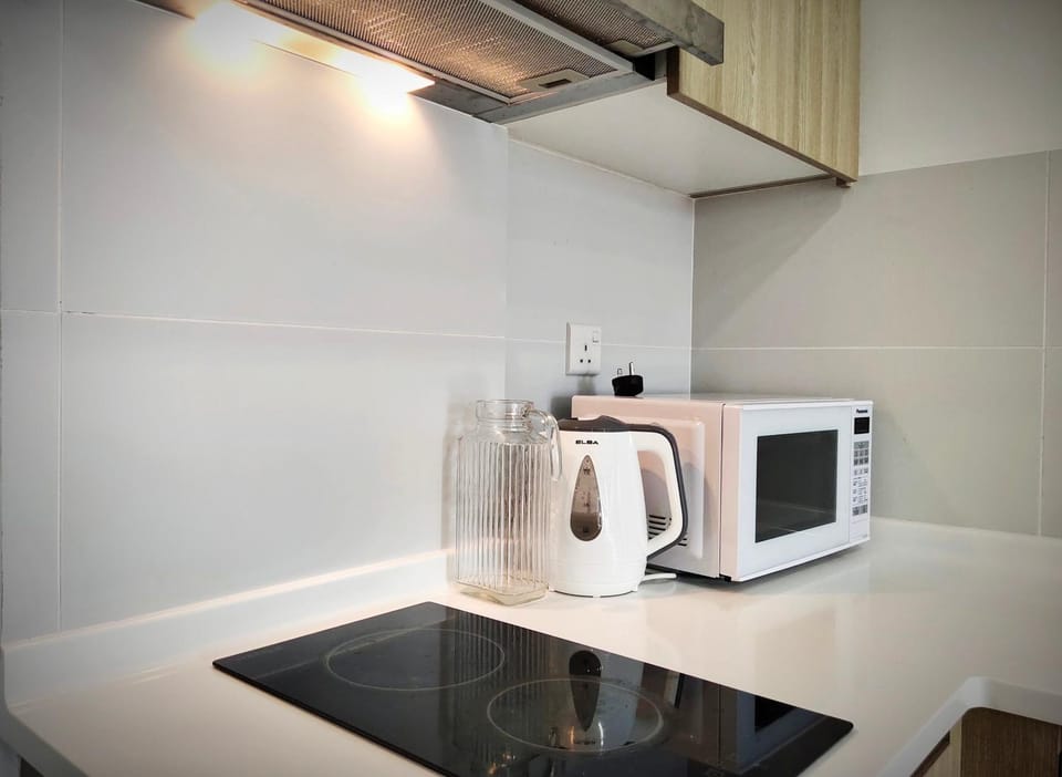 New Georgetown Tropical Macalister 218 Homestay 9pax to11pax HENG Apartment in George Town