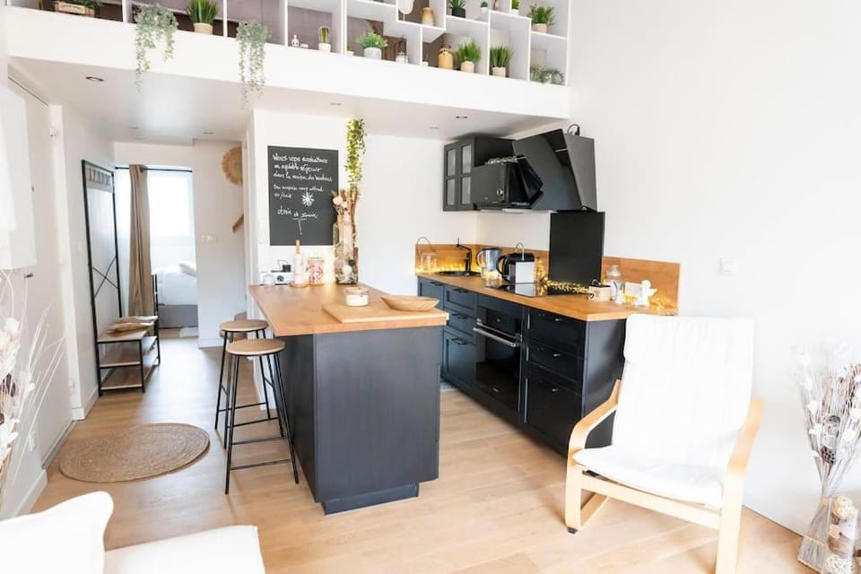 La maison du bonheur, située à 5 min des remparts House in Aigues-Mortes