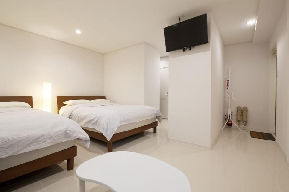 プロスパービル 4B Apartment in Naha