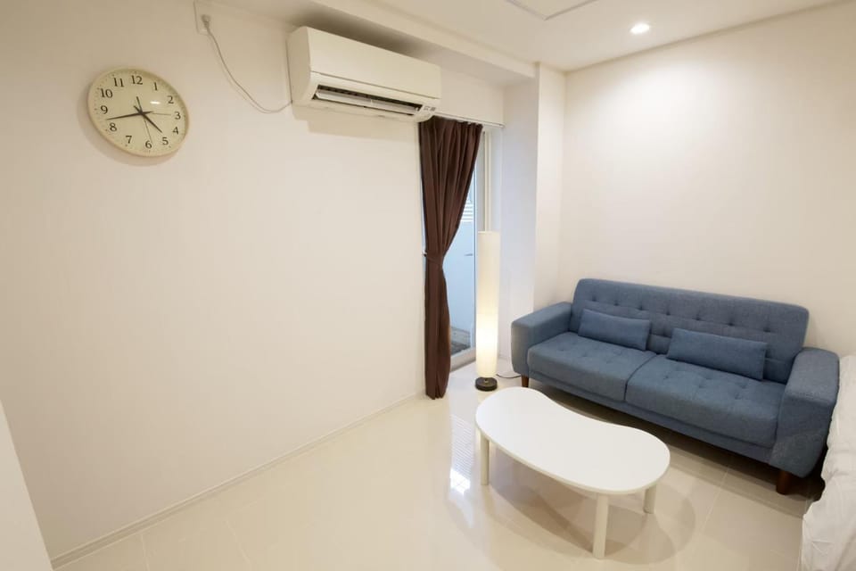 プロスパービル 4B Apartment in Naha