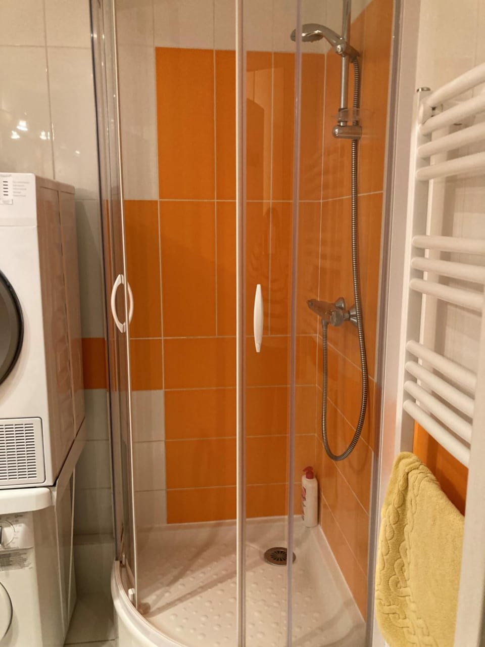 Shower, internet