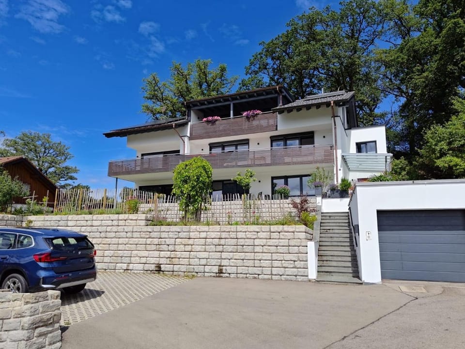 Property building, Day, Parking