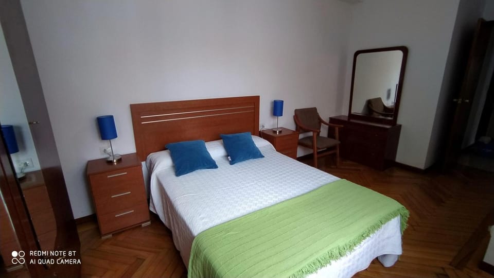 Apartment - 2 Bedrooms - 0137 Apartment in Cangas