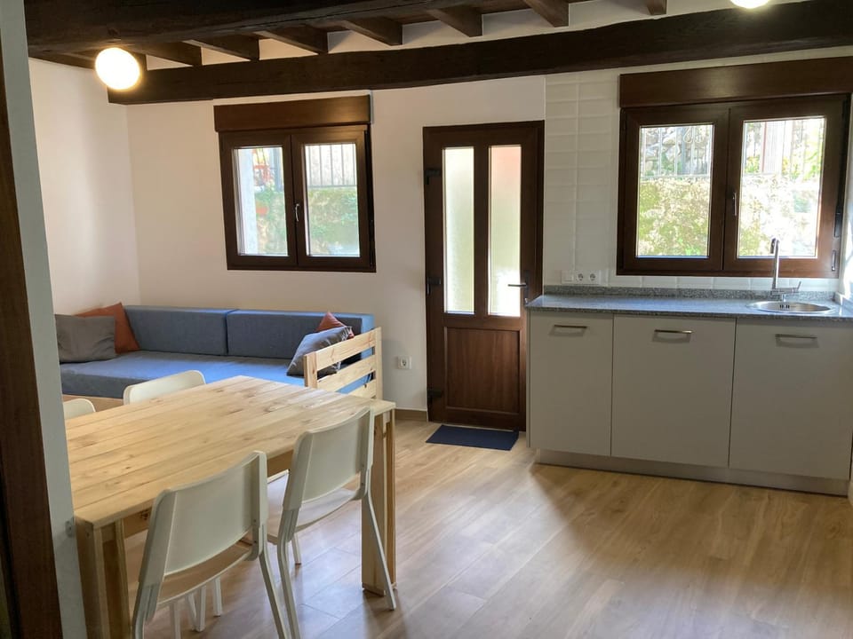 Kitchen or kitchenette, Living room, Dining area