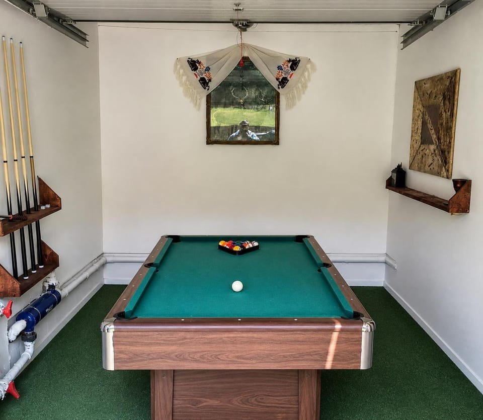 Billiard