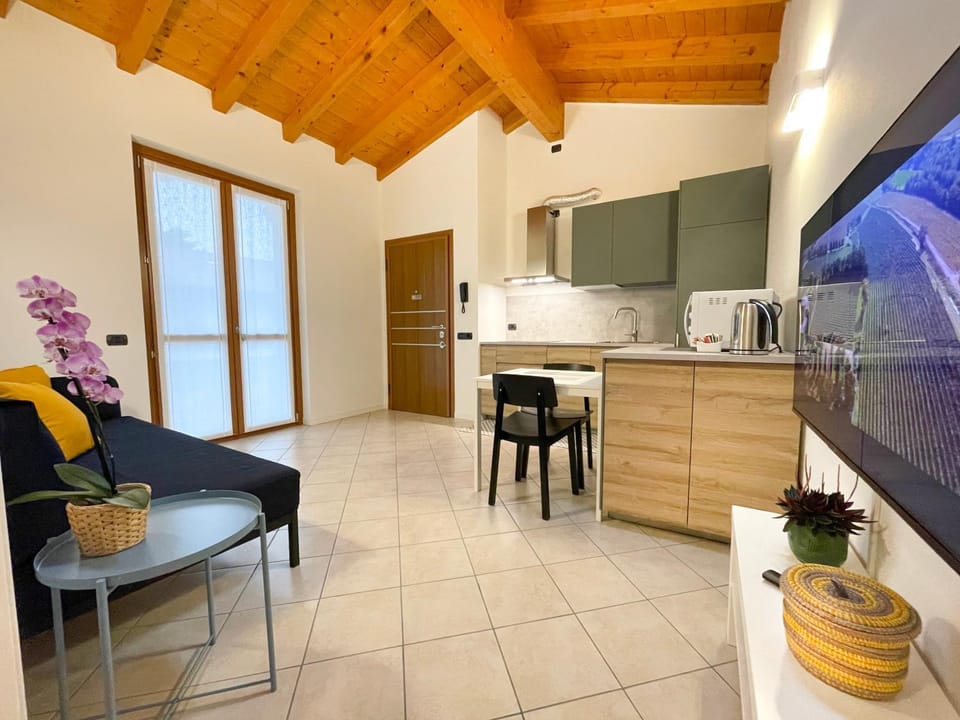 TV and multimedia, Living room, Dining area, minibar, pet friendly