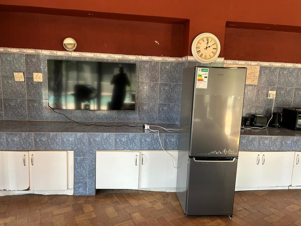 TV and multimedia, Kitchen or kitchenette, oven