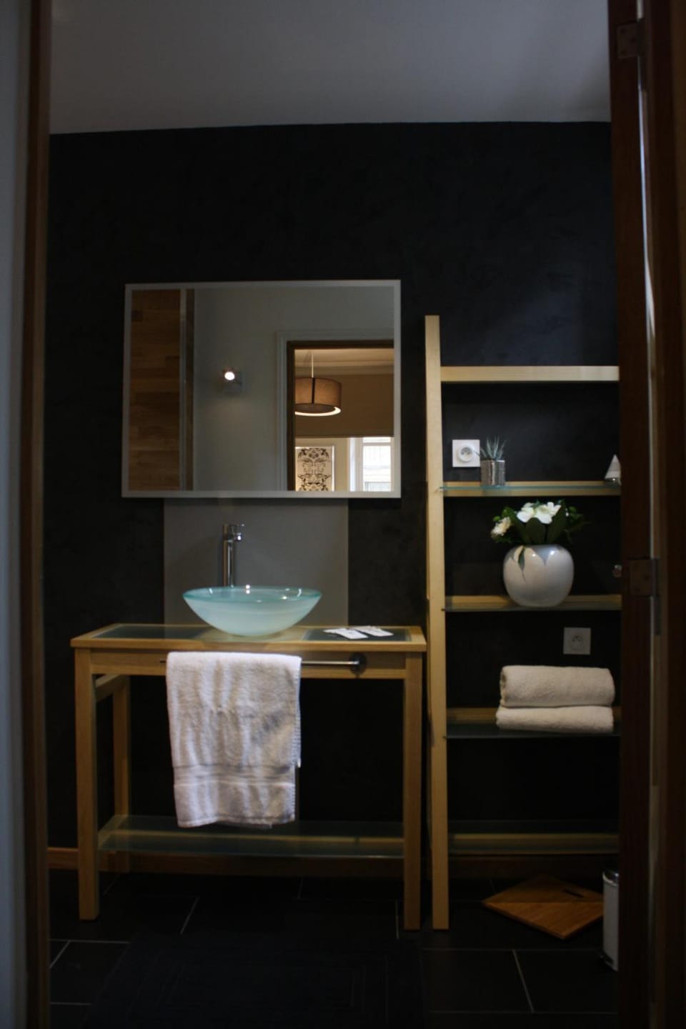Bathroom, towels