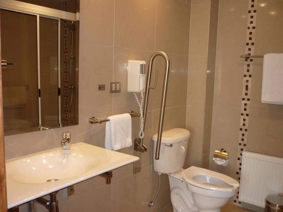 Bathroom, Other, Decorative detail