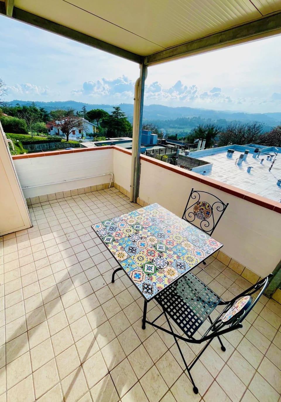 Balcony/Terrace, Mountain view