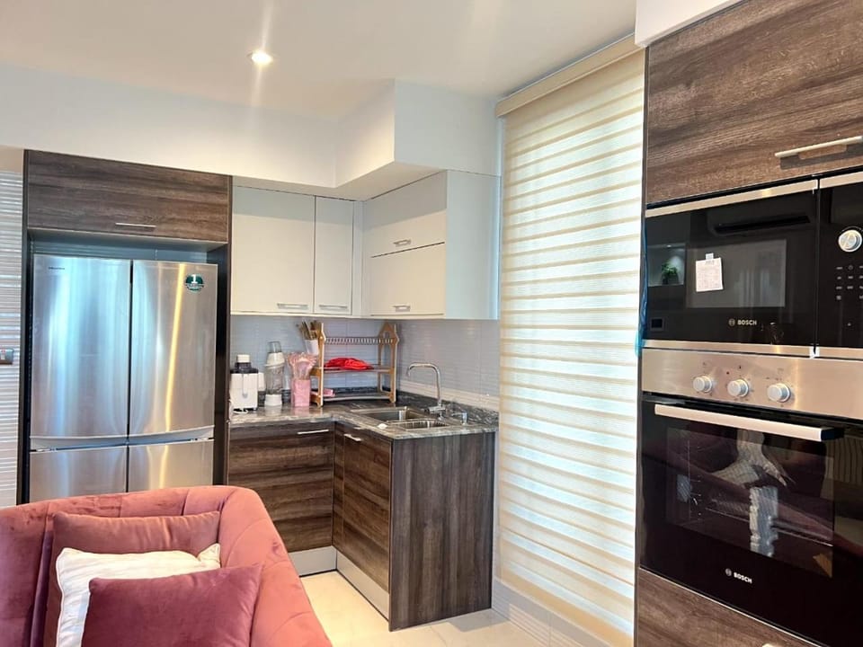 Iconic Tower Pink Room Apartment in Lagos