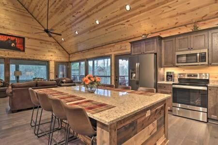 Luxury Smoky Mountain Cabin, Indoor Pool, Theater & Hot Tub, Sleep 12 with Game Room, Fireplaces & Dog-Friendly Comfort, Private Deck with Mountain Views, Minutes to Dollywood, Gatlinburg & Great Smoky Mountains National Park Cabin in Sevier County