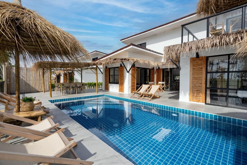 Manao Seaview Pool Villa 31 - 5 Mins Walk To The Beach Villa in Sala Dan