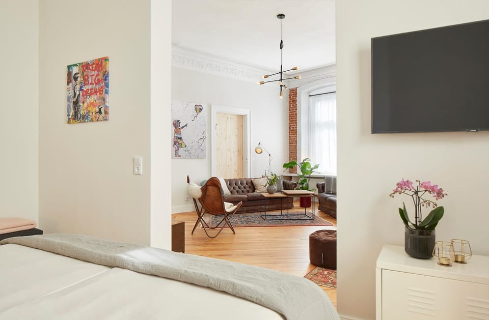 TV and multimedia, Living room, Bedroom