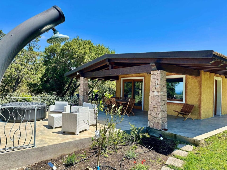 Property building, Patio