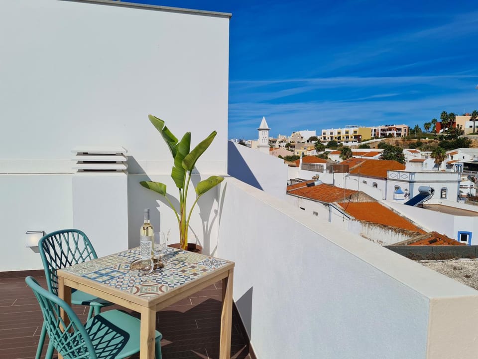 Balcony/Terrace, Dining area, City view