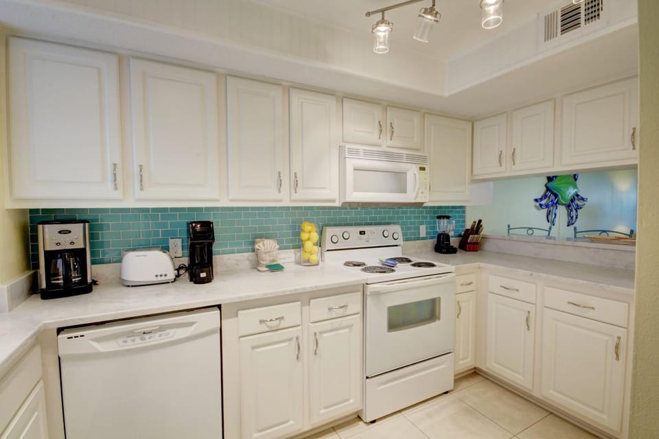 El Matador 126 - FREE TICKETS!! Your stay includes free tickets to many area attractions! House in Okaloosa Island