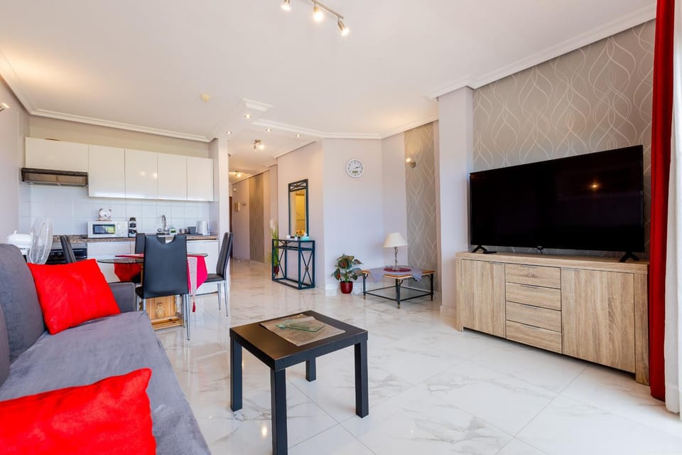 Communal lounge/ TV room, TV and multimedia, Kitchen or kitchenette, Living room, minibar