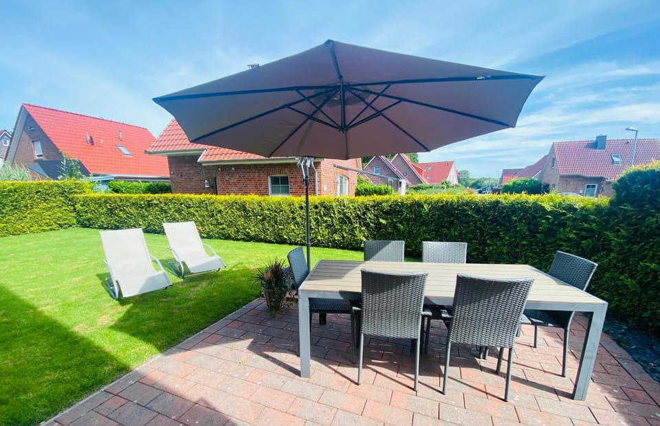 Ferienhaus Ella am See House in Aurich