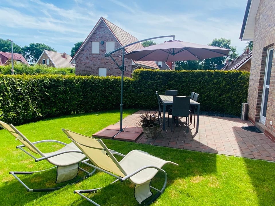 Ferienhaus Ella am See House in Aurich