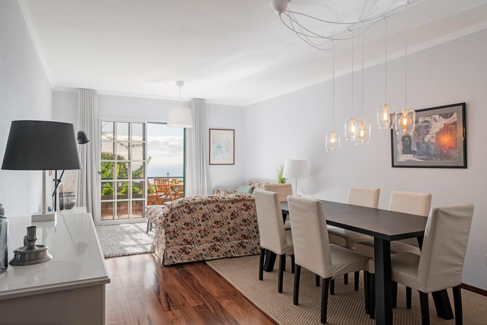 View (from property/room), Living room, Dining area, Sea view