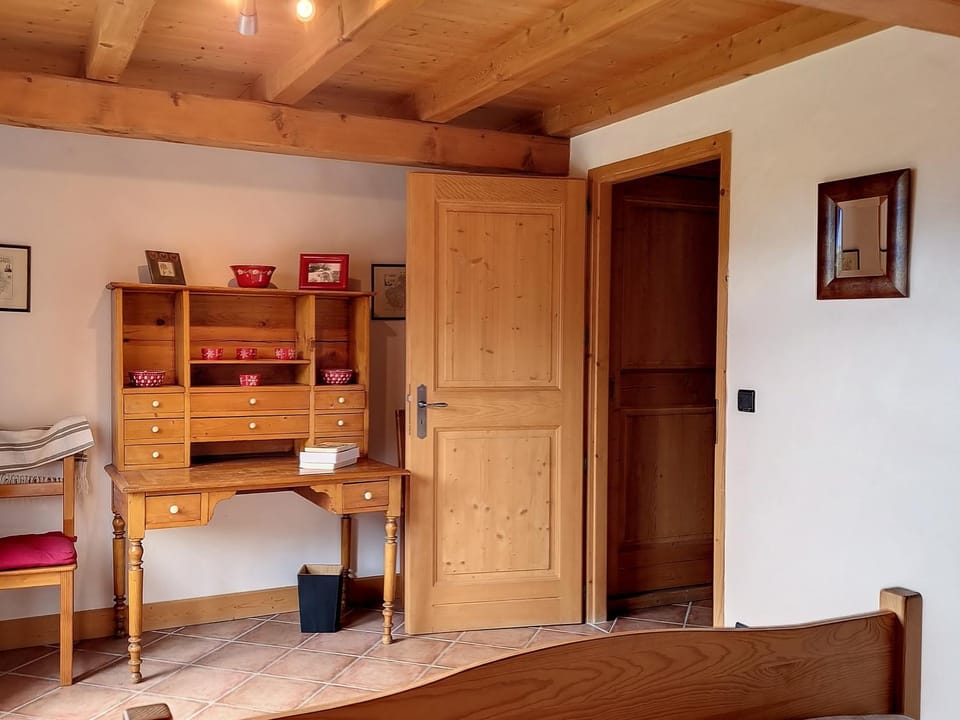 Chalet rénové 3 étoiles, 14 pers, vue Mont Blanc, Wifi - FR-1-560-102 Chalet in Haute-Savoie