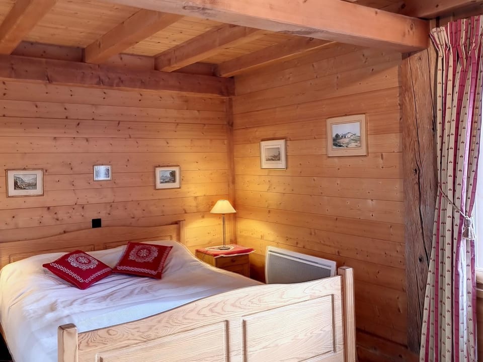 Chalet rénové 3 étoiles, 14 pers, vue Mont Blanc, Wifi - FR-1-560-102 Chalet in Haute-Savoie