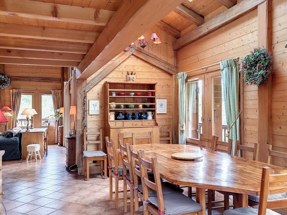 Chalet rénové 3 étoiles, 14 pers, vue Mont Blanc, Wifi - FR-1-560-102 Chalet in Haute-Savoie