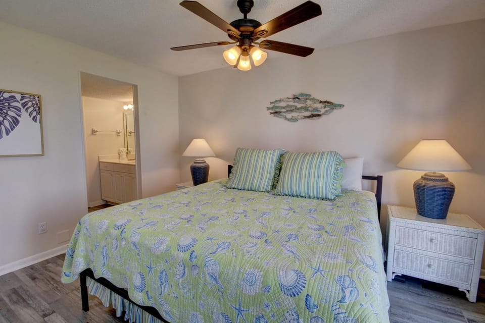 El Matador 317 - FREE TICKETS!! Your stay includes free tickets to many area attractions! House in Okaloosa Island