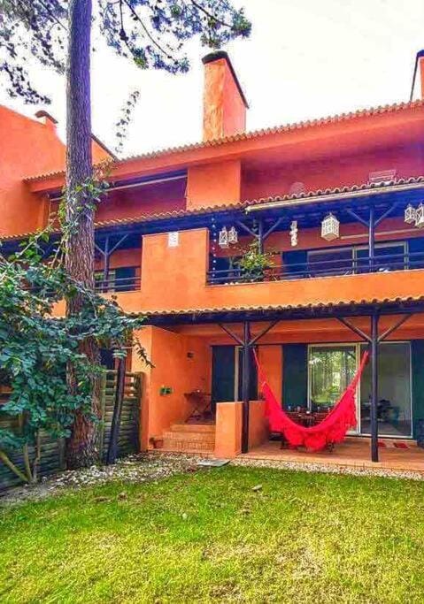 Charmoso apartamento na Herdade da Aroeira Apartment in Setubal District