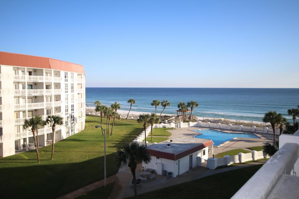 El Matador 451 - FREE TICKETS!! Your stay includes free tickets to many area attractions! House in Okaloosa Island