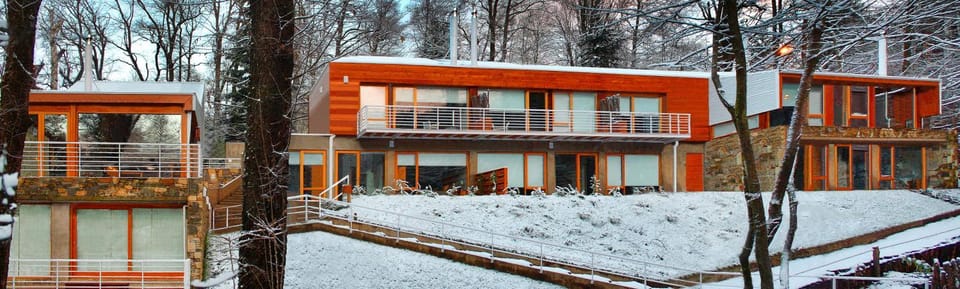Property building, Day, Winter