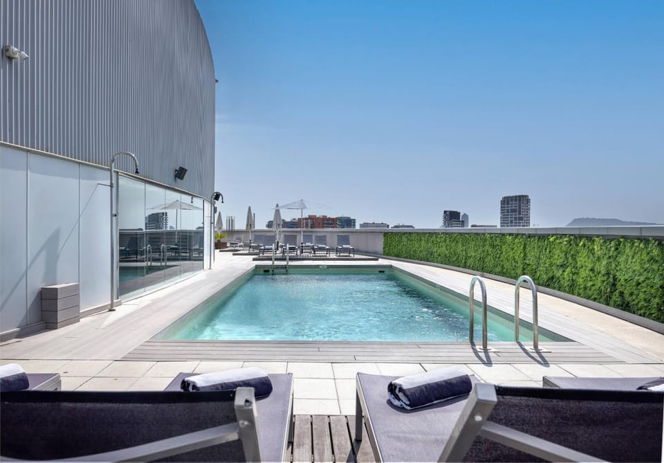 Shower, Activities, Garden, View (from property/room), Balcony/Terrace, Swimming pool