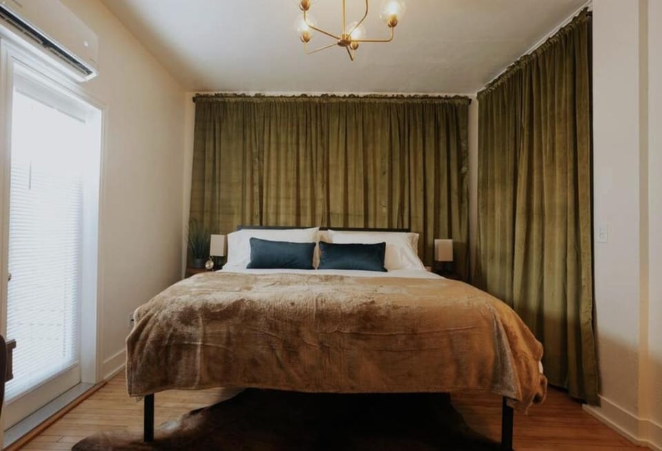 Oakdale Suites - Master Property Apartment in Medford