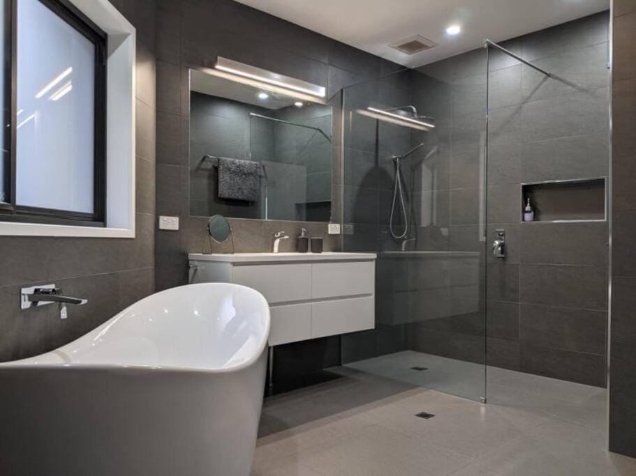 Adorable 1 bedroom private apartment House in Porepunkah