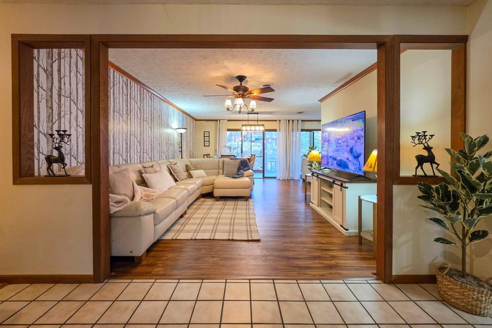 Hot Tub + Fire Pit: Creekside Gatlinburg Getaway! House in Sevier County