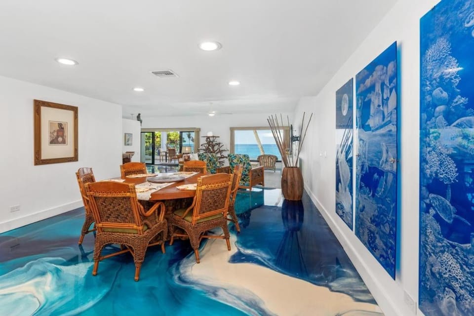 Spectacular Oceanfront Royal Sea Cliff 209 by Casago Kona House in Holualoa