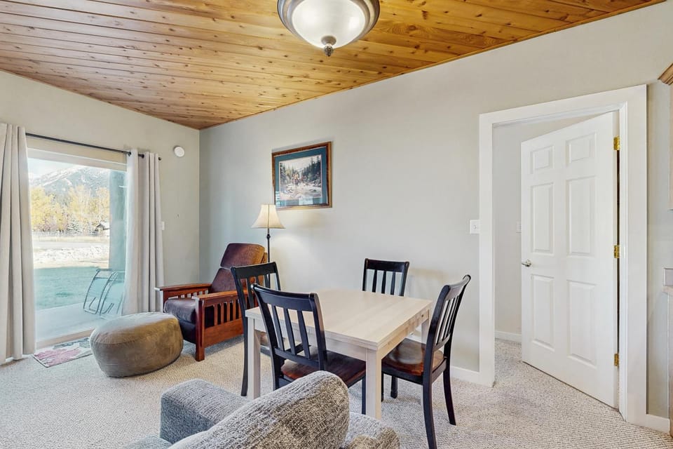 Delightful Dreams Apartment in Big Sky