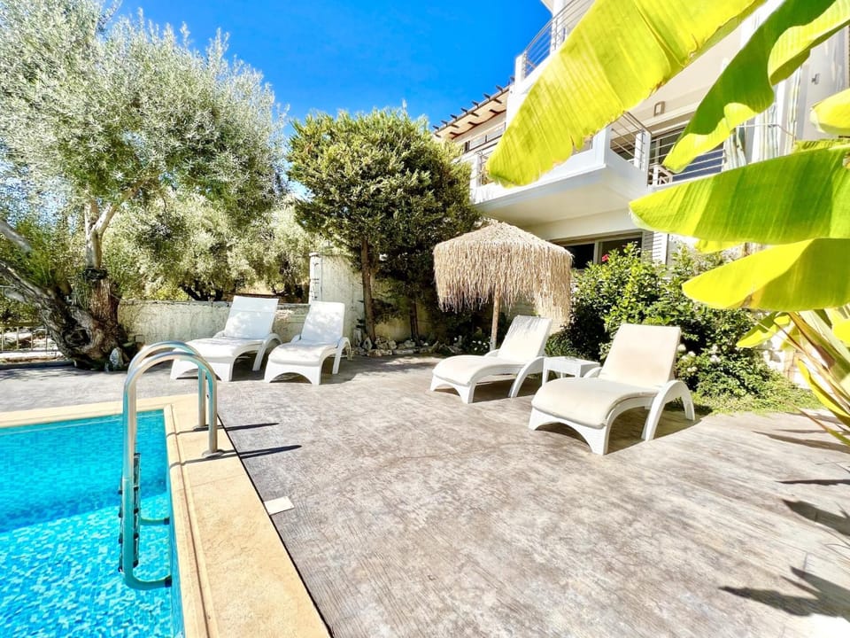 Patio, Other, Swimming pool