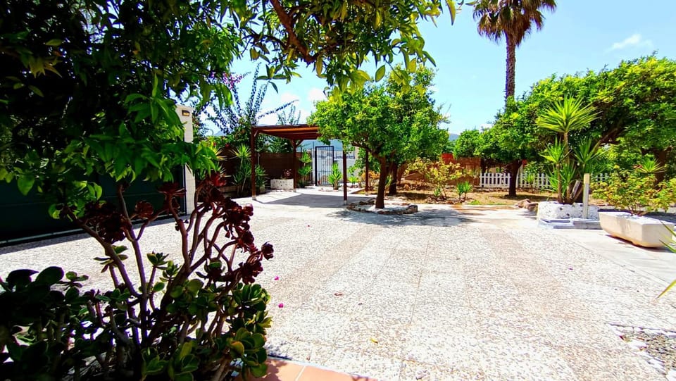 Finca él Aulagar House in Valle del Guadalhorce