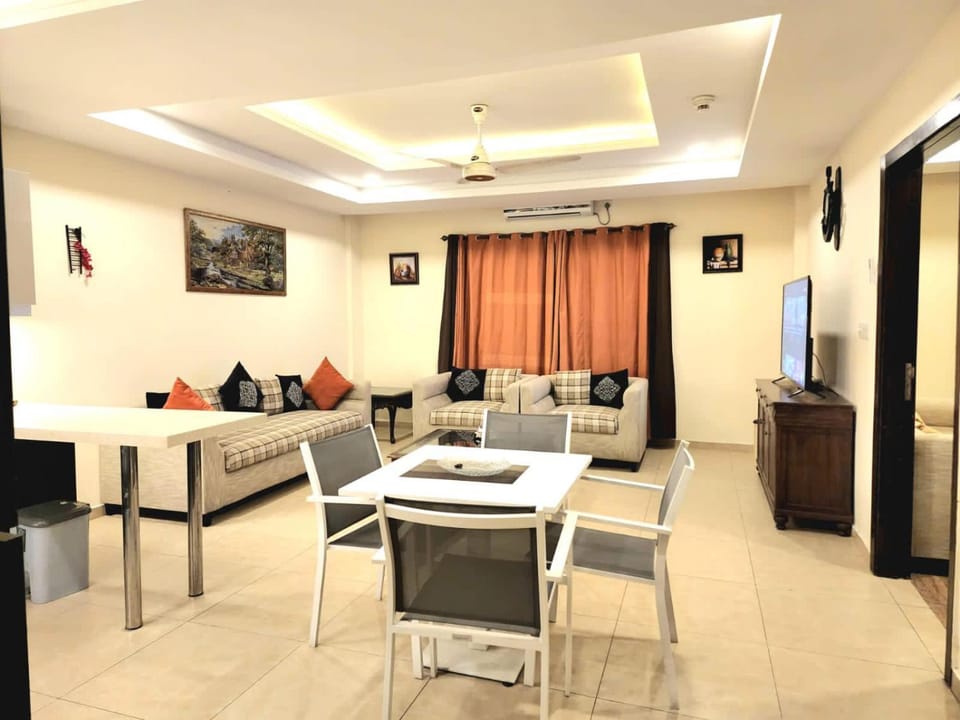 Bright & Beautiful 1 Bed Apt In Bahria Town Apartment in Islamabad