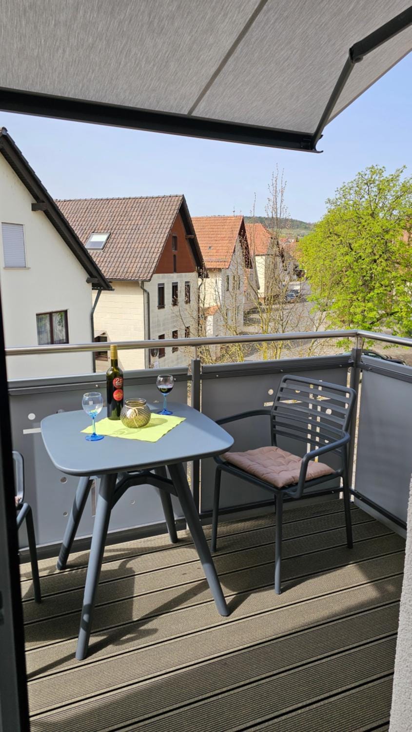 View (from property/room), Balcony/Terrace