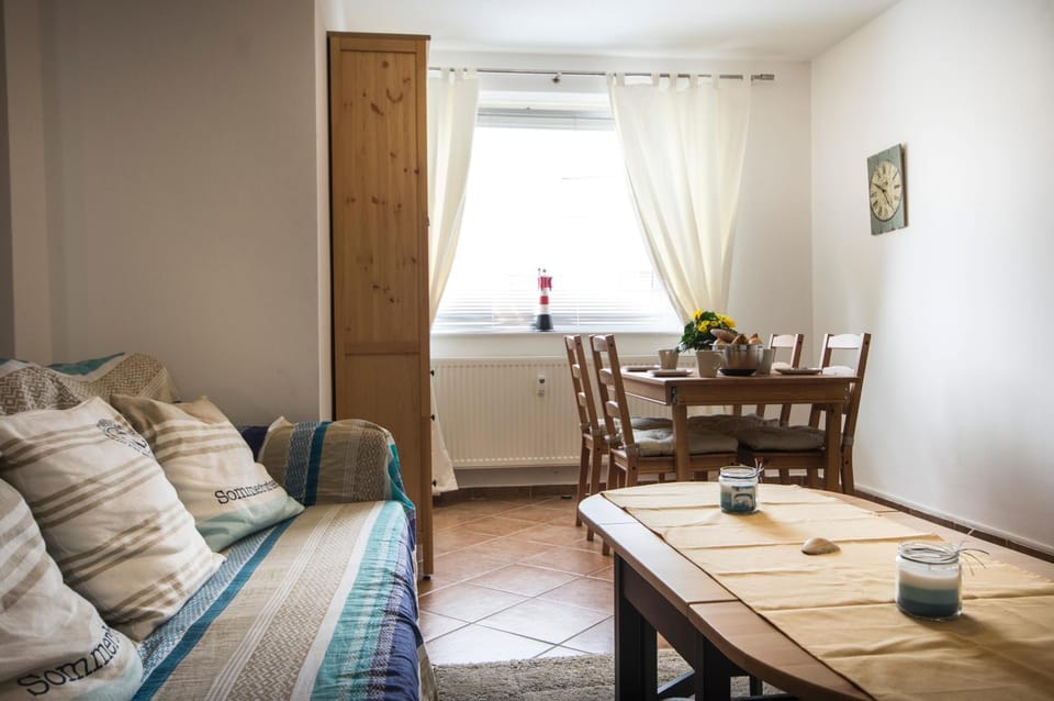 Neue Reihe 8 Wohnung links Apartment in Cuxhaven
