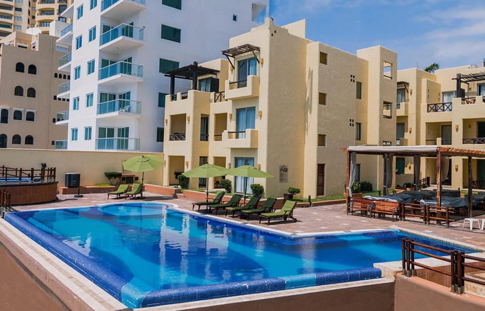 Property building, Swimming pool