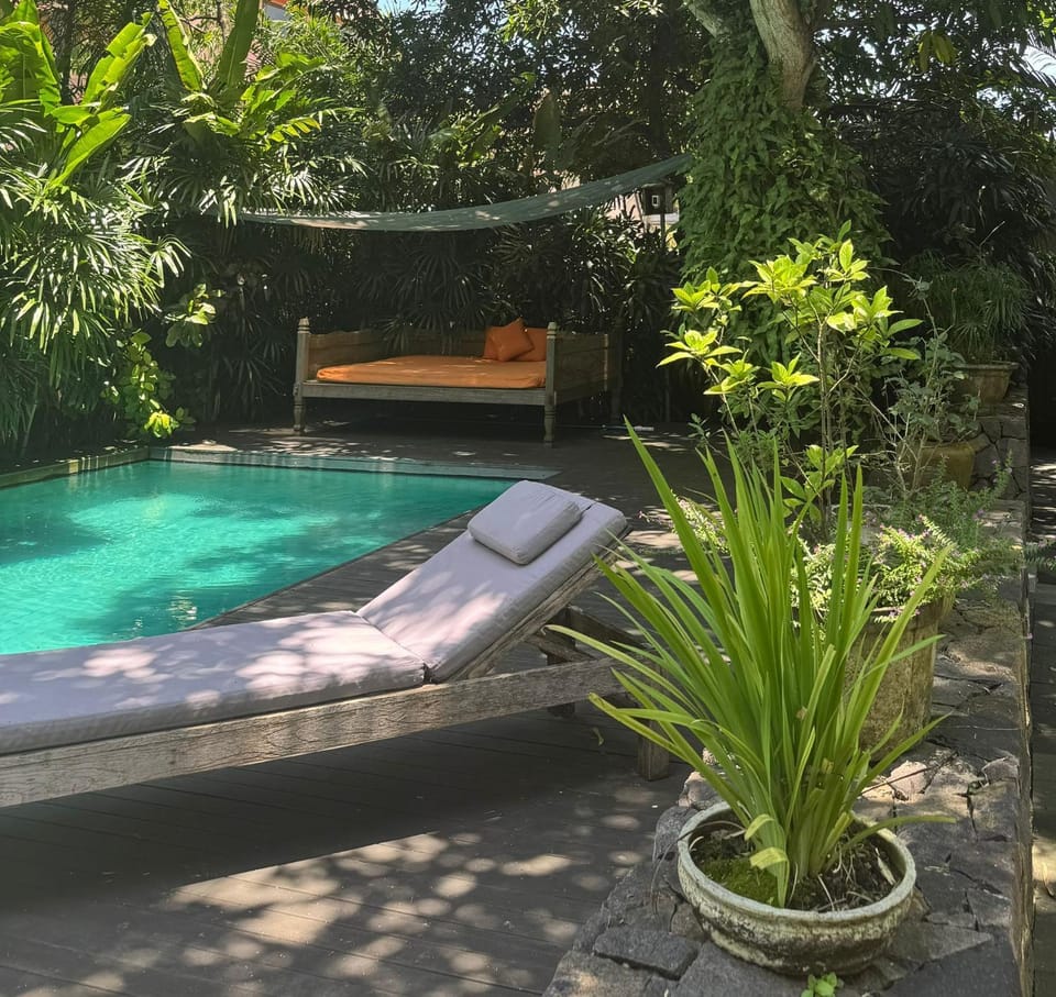Unique architect-designed Villa & Tropical garden in Seminyak Villa in Kuta