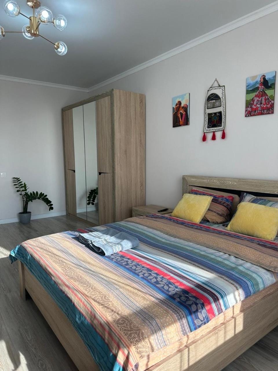 Bedroom, wardrobe