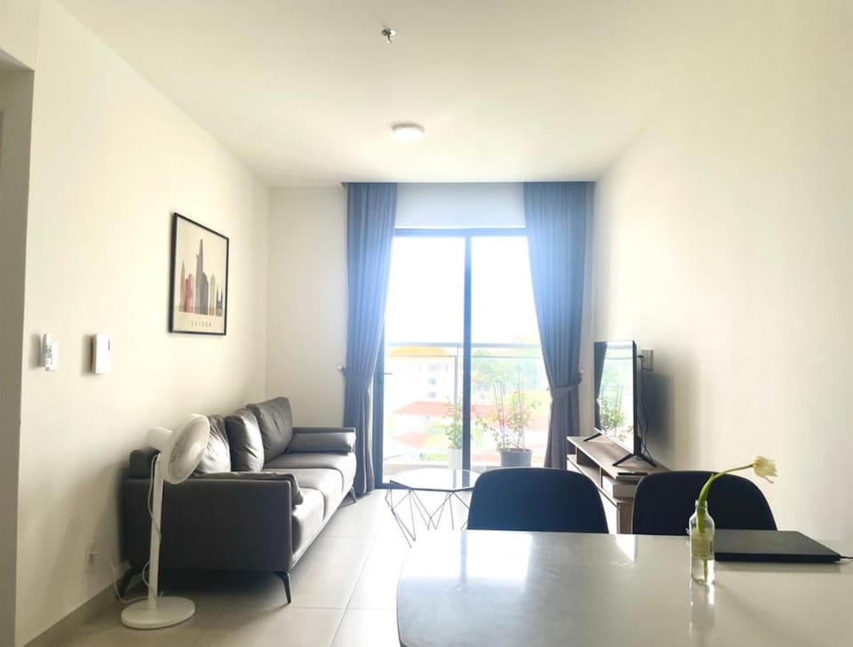 Compass One Building - Luxury Apartments House in Ho Chi Minh City